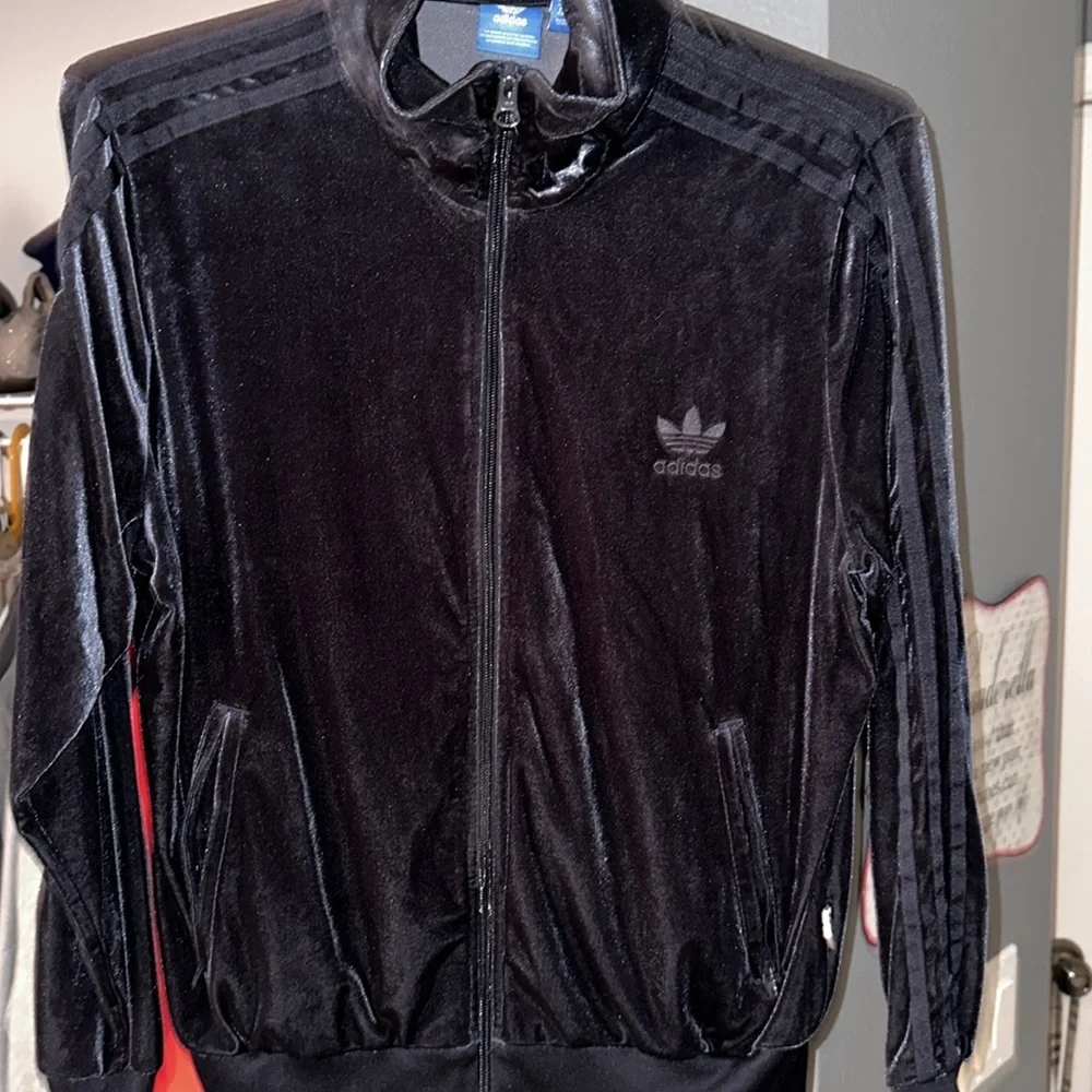 Velvet dark blue adidas women’s jacket  size large. Only warn 1. - Picture 3 of 10